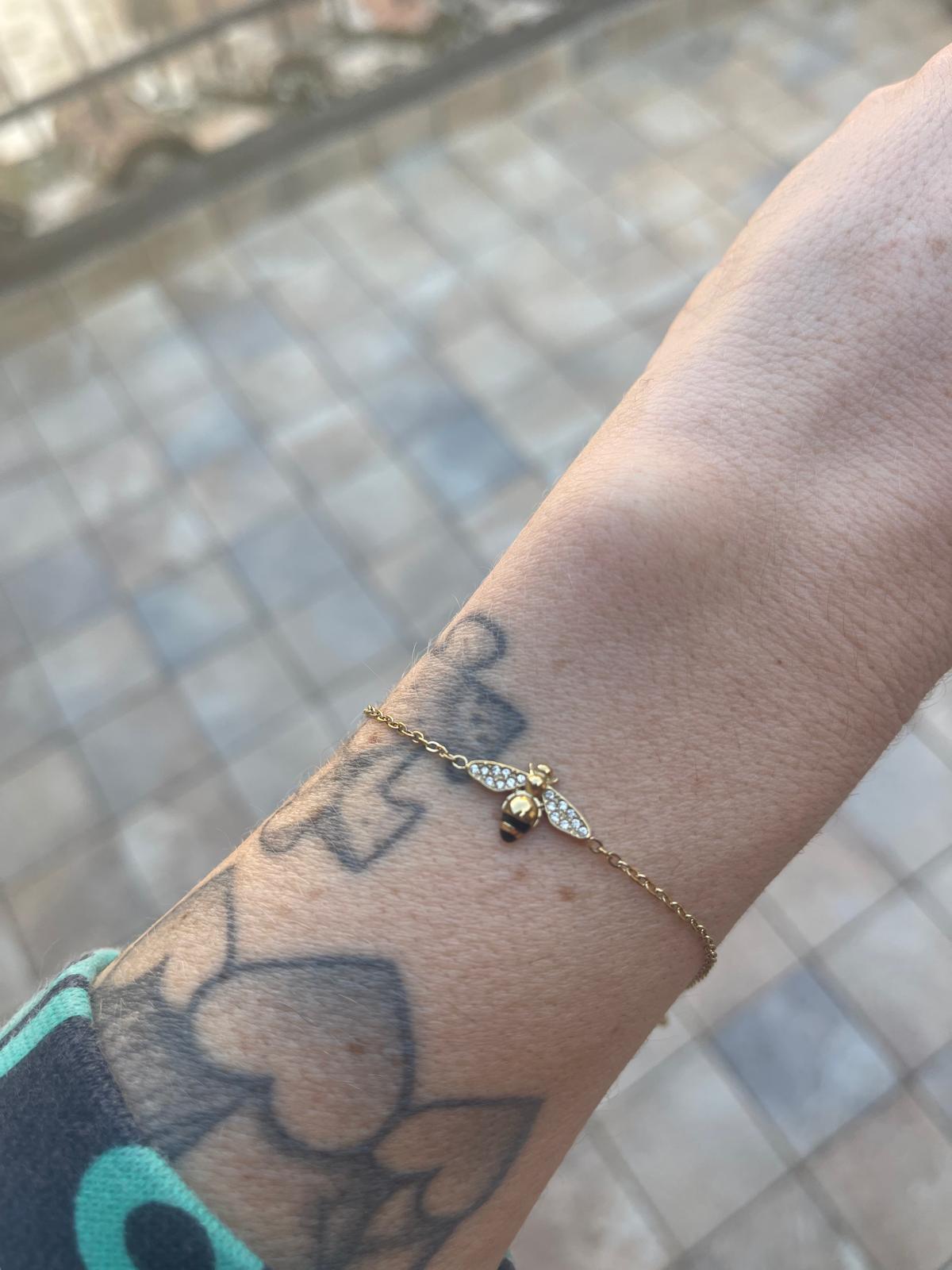 Bee